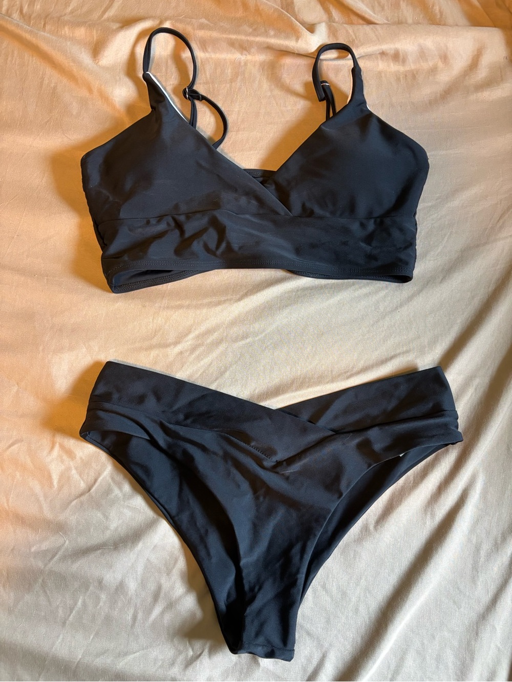 SHEIN Black Cross-Waist Bikini Set